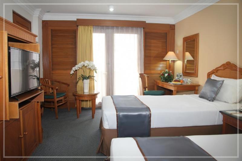 Jayakarta Hotel Джакарта Стая снимка
