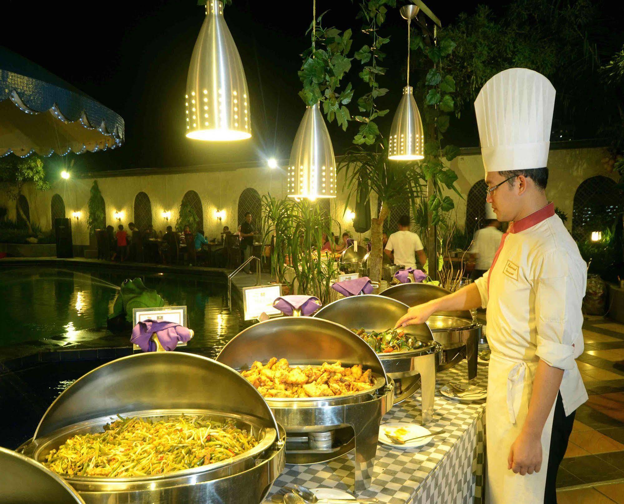 Jayakarta Hotel Джакарта Екстериор снимка