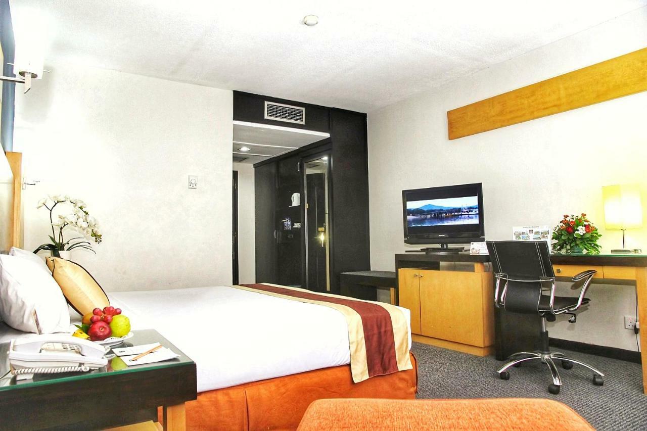 Jayakarta Hotel Джакарта Екстериор снимка